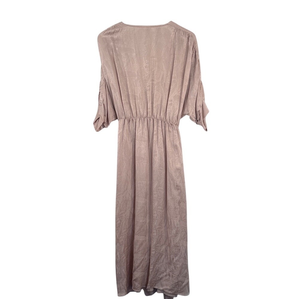 Callahan Knitwear Champagne Blush Jacquard Knot Front V-Neck Midi Dress Medium - Picture 7 of 7